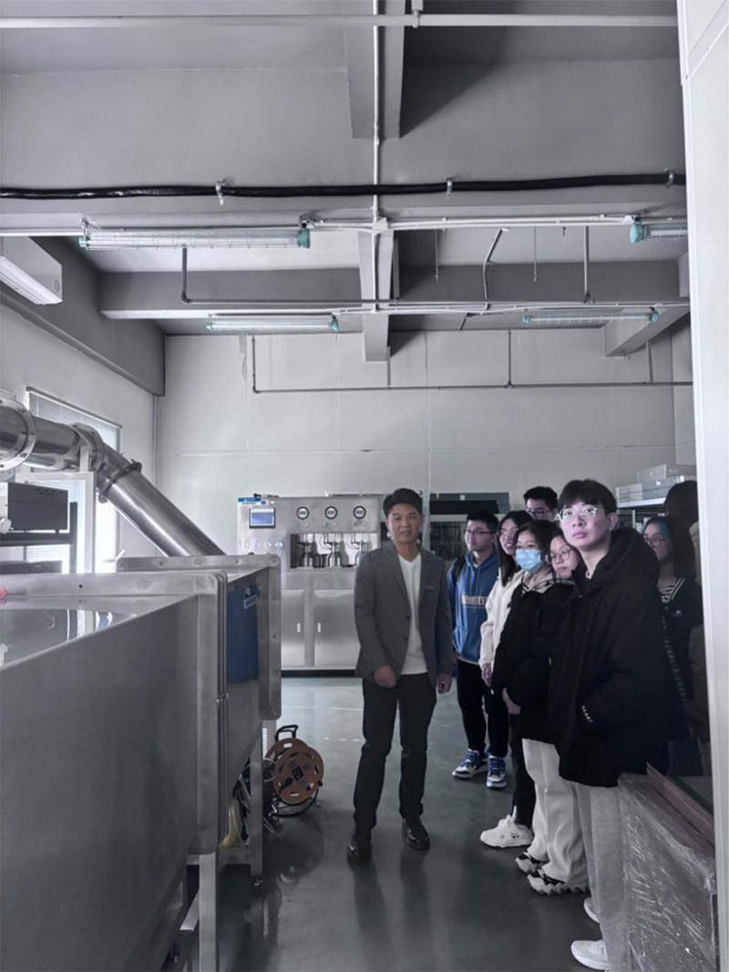 校企聯(lián)動 雙向奔赴 丨熱烈歡迎深圳職業(yè)技術大學師生到訪億天凈化進行學習交流