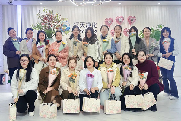 女神節(jié)丨祝你向陽(yáng)而生，光芒萬(wàn)丈！